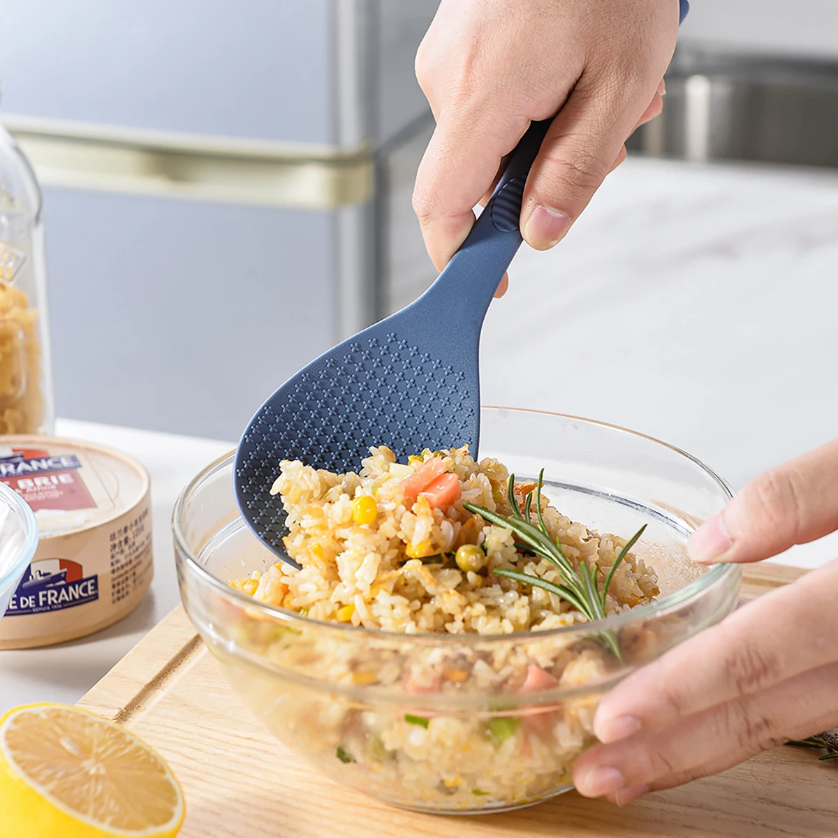 1PC 식품 학년 실리콘 쌀 숟가락 가정용 비 스틱 냄 - Kitchen Gadgets On Sale 리뷰 및 가격